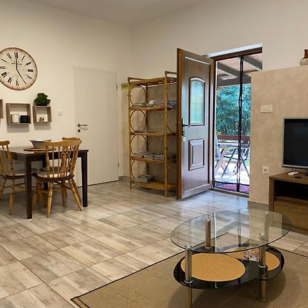 Apartman "Almond House 2" Pula Exterior photo