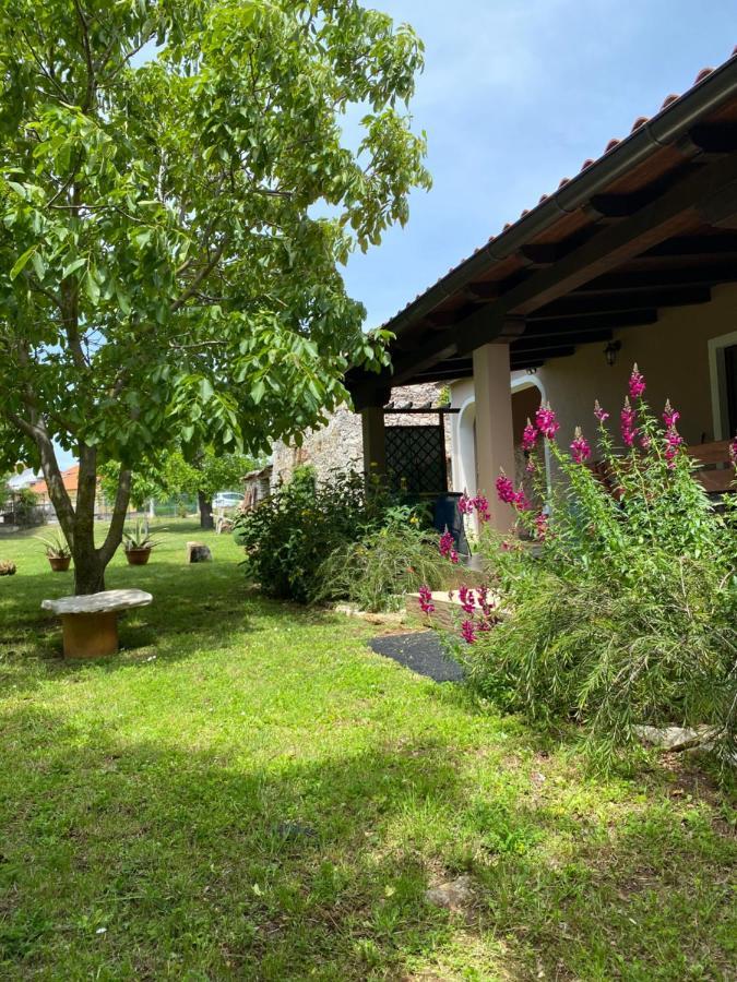 Apartman "Almond House 2" Pula Exterior photo